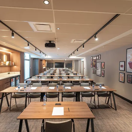 Design Place D'italie 3* Париж