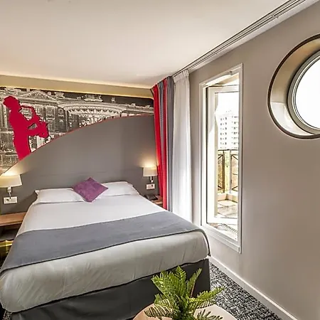 Design Place D'italie 3*