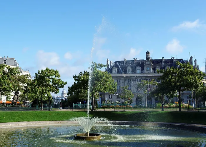 Design Place D'italie Hotel